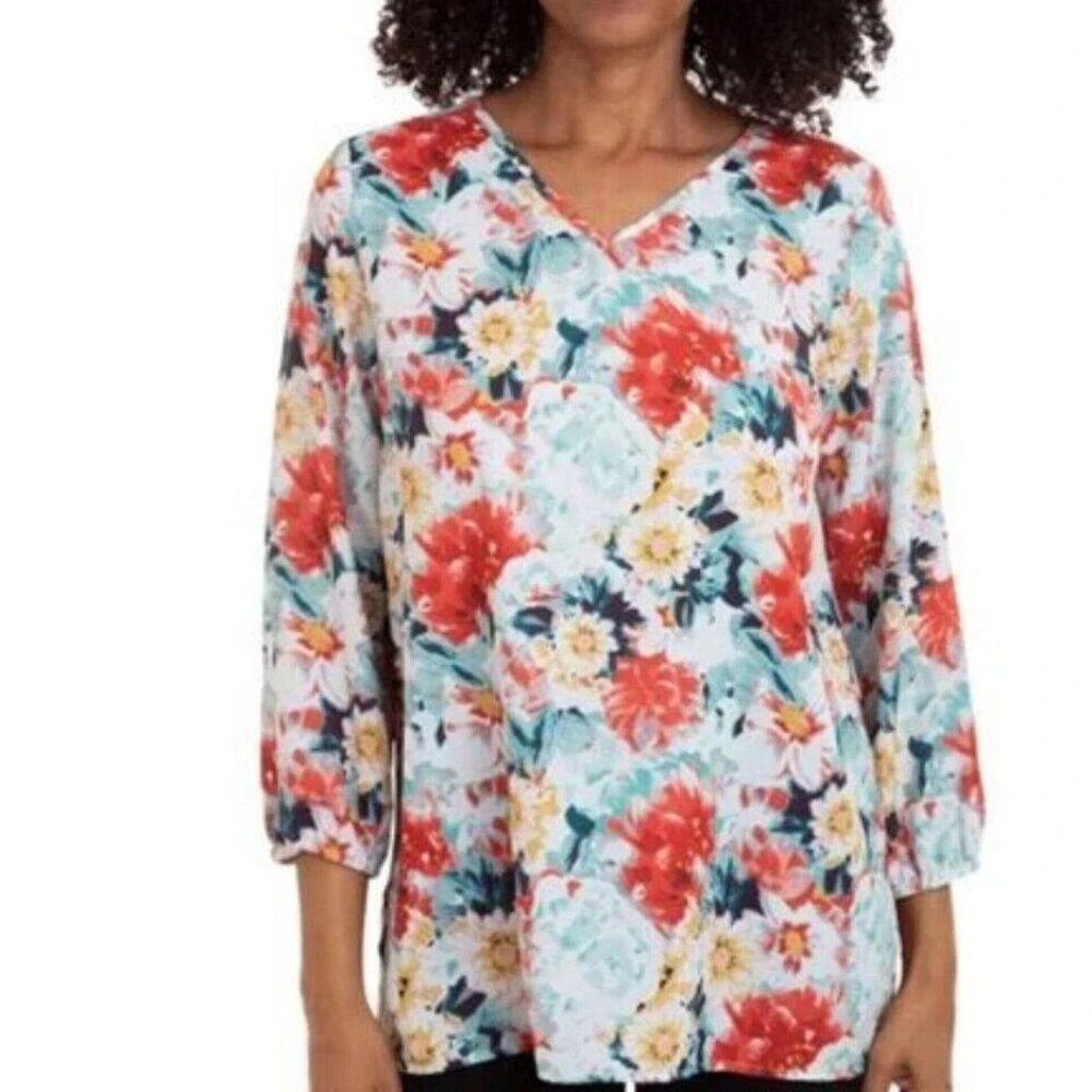 Mario Serrani Women's Size Medium V Neck Green Floral Top Blouse NWT
